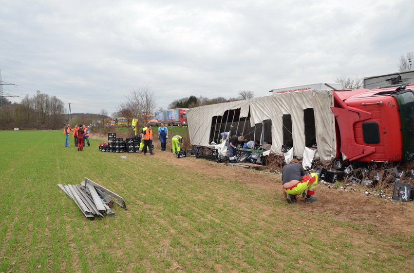 Bierlaster umgestuerzt A 3 Rich Frankfurt Hoehe AS Lohmar P096.JPG